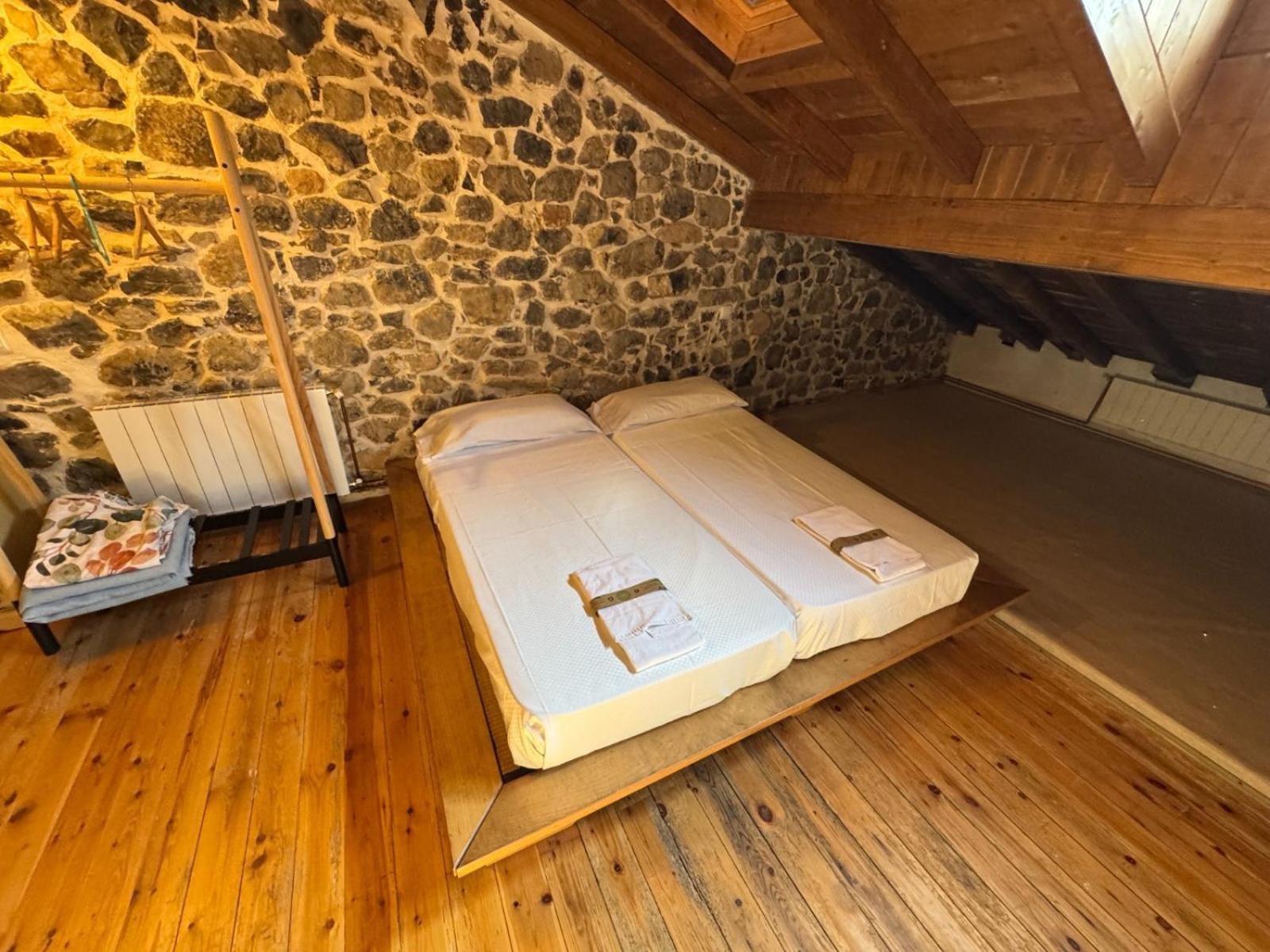 Espectacular Casa Rural En Castaneda Socobio Kültér fotó