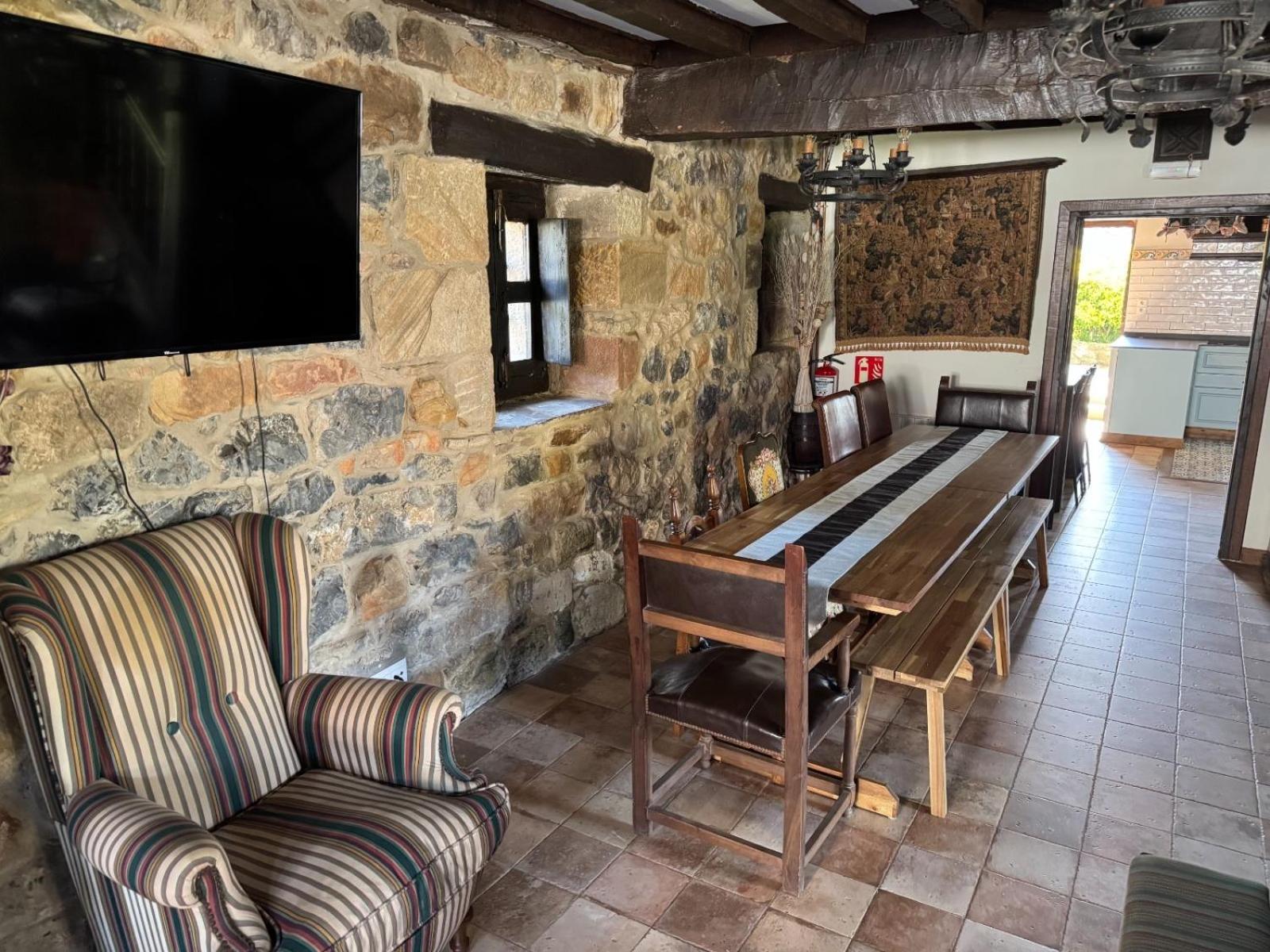 Espectacular Casa Rural En Castaneda Socobio Kültér fotó